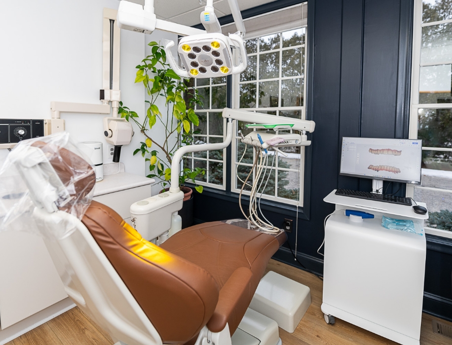 Kozlak & Peretto Family Dentistry treatment room